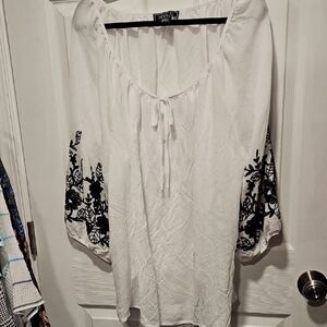 NY Collection Women's White Top with Black Embroidery